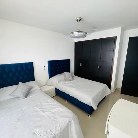 Front Beach Apartment Close To The Cartagena Letters Exterior photo